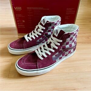 Vans SK8-HI 'STITCH
CHECKERBOARD' Women 11.0 US
Mens 9.5 US